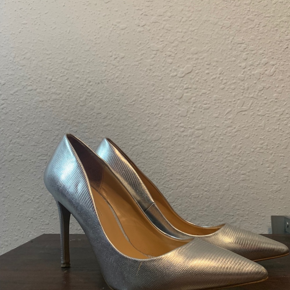 Zendaya heels